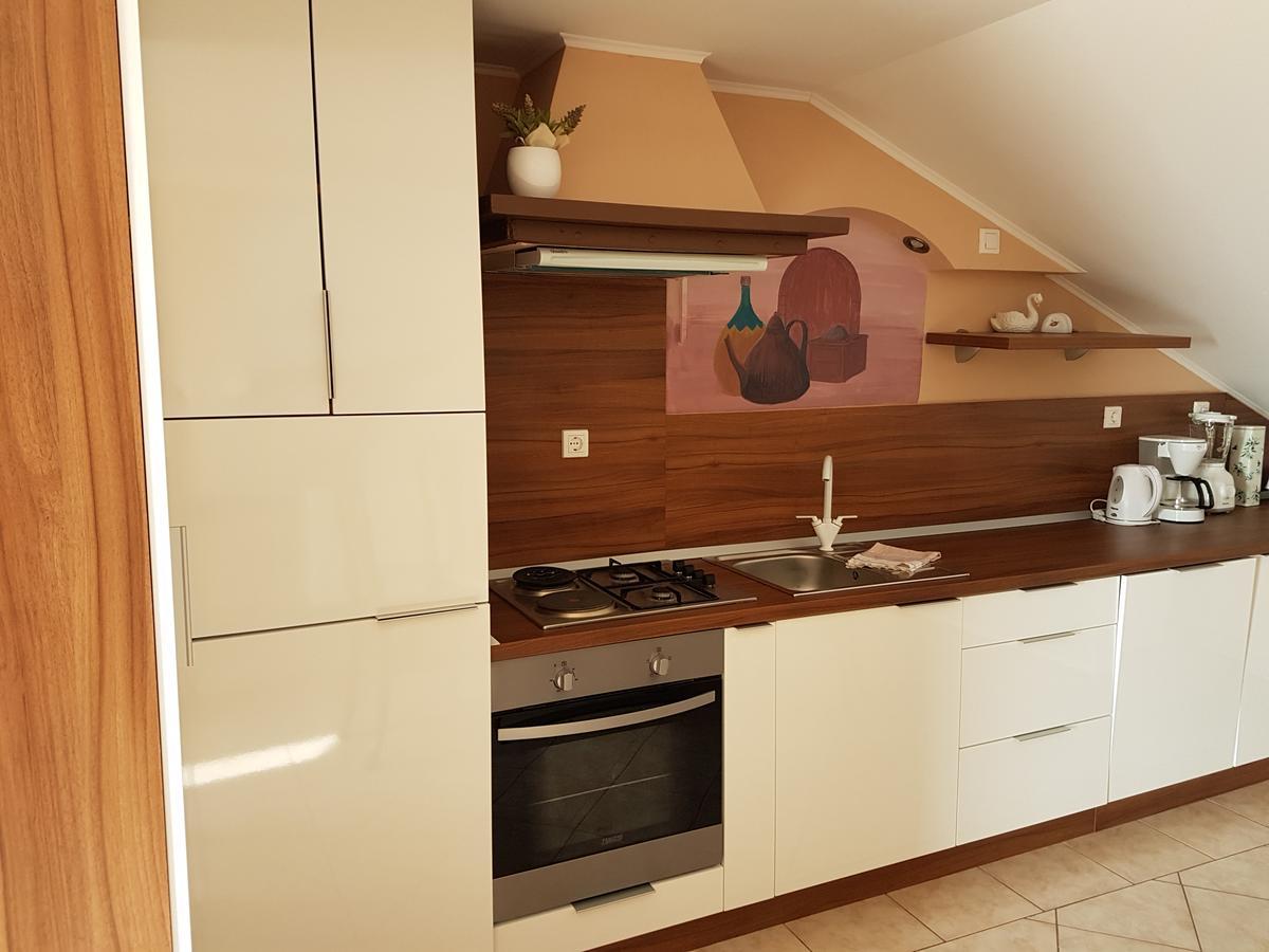 Apartments Suzana Novi Vinodolski Kültér fotó