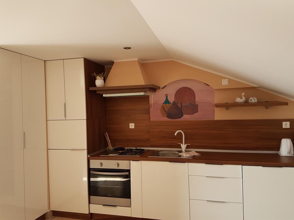 Apartments Suzana Novi Vinodolski Kültér fotó