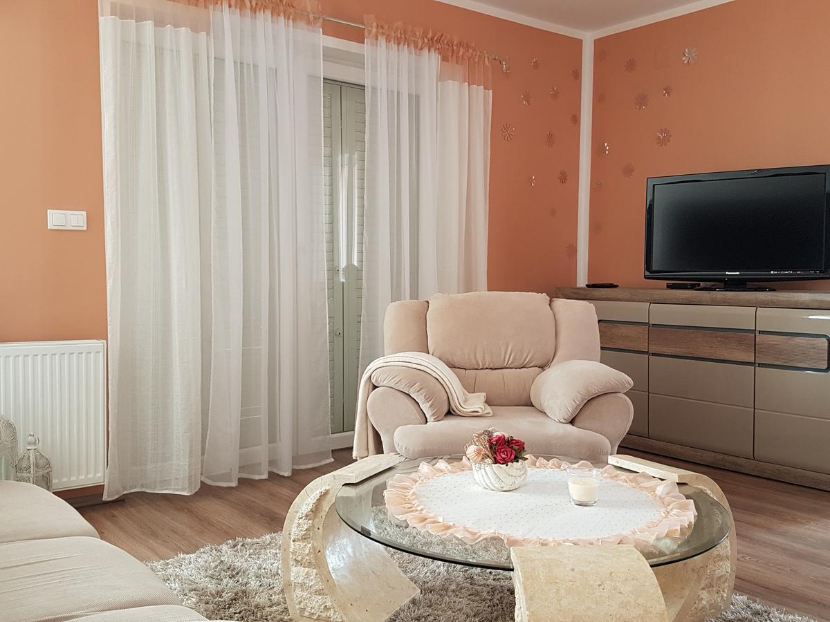 Apartments Suzana Novi Vinodolski Kültér fotó