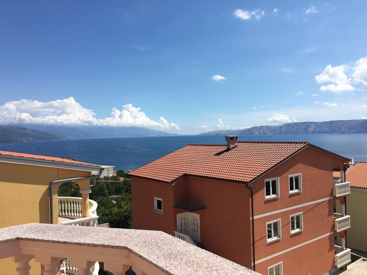 Apartments Suzana Novi Vinodolski Kültér fotó